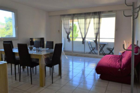 Appartement 3 pièces - jusqu'à 6 personnes - AR000-C03